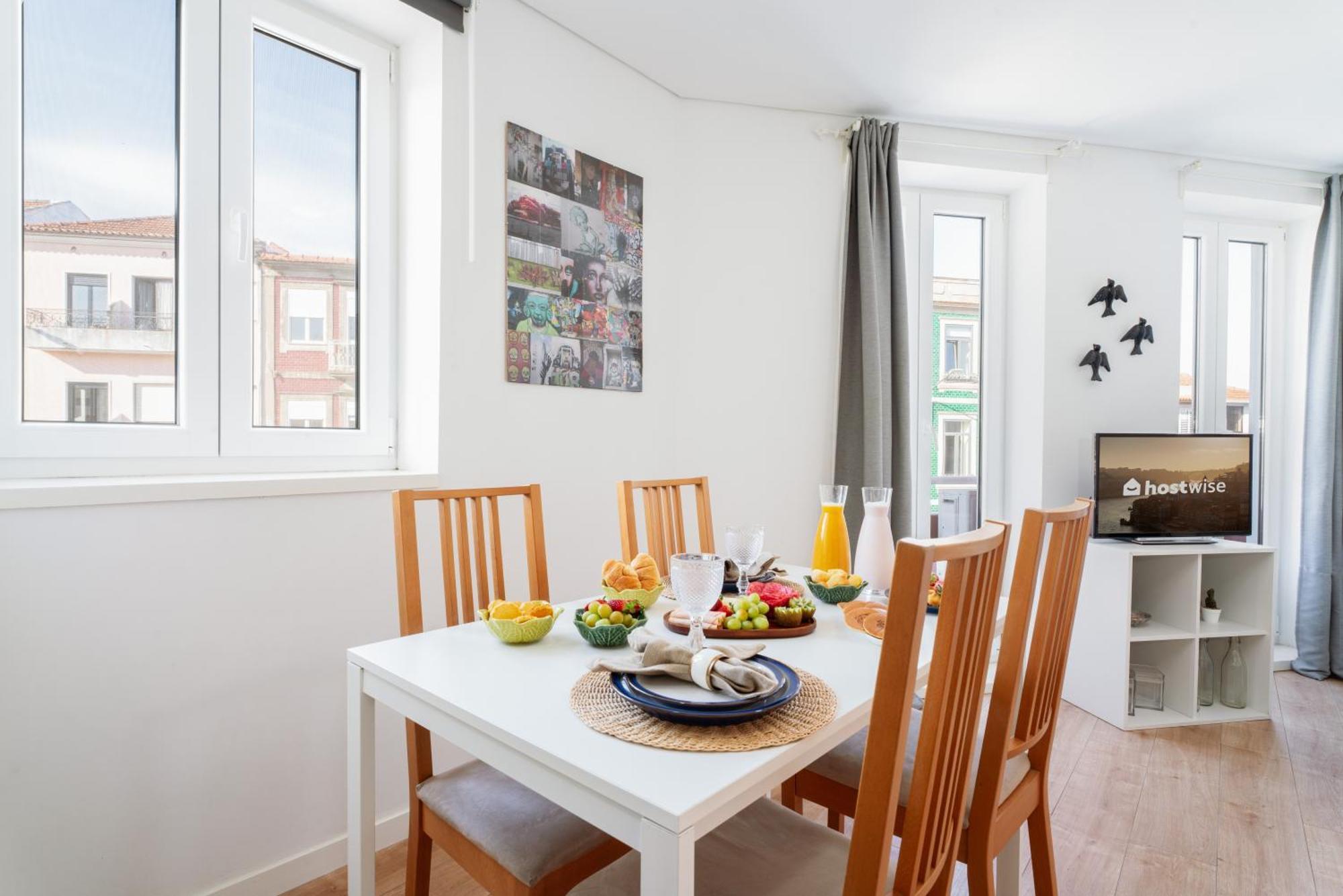 Host Wise - Flat W Free Private Parking - Bright & Cozy Lejlighed Porto Eksteriør billede